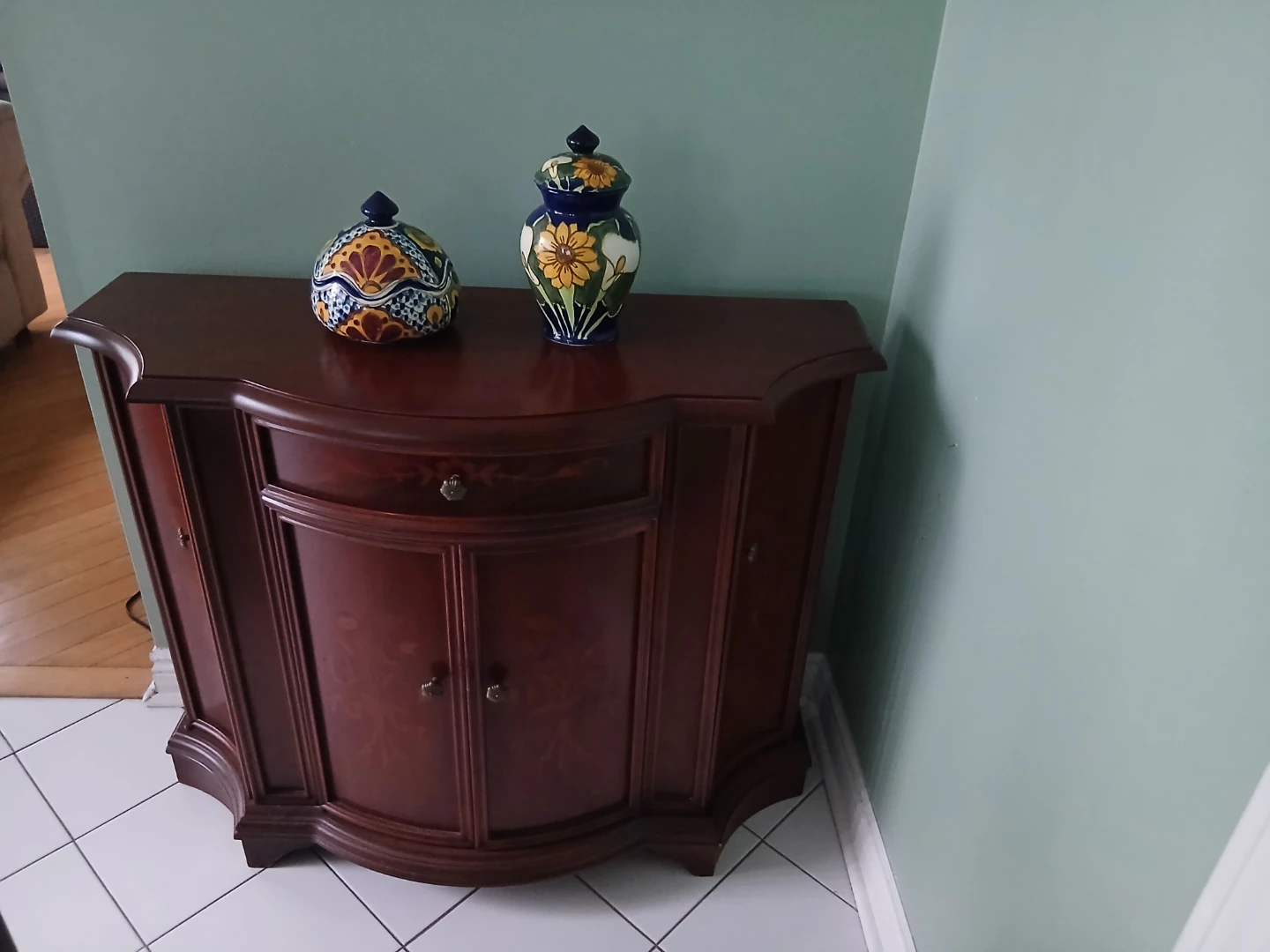 Decorative Buffet Cabinet with Drawer and Doors