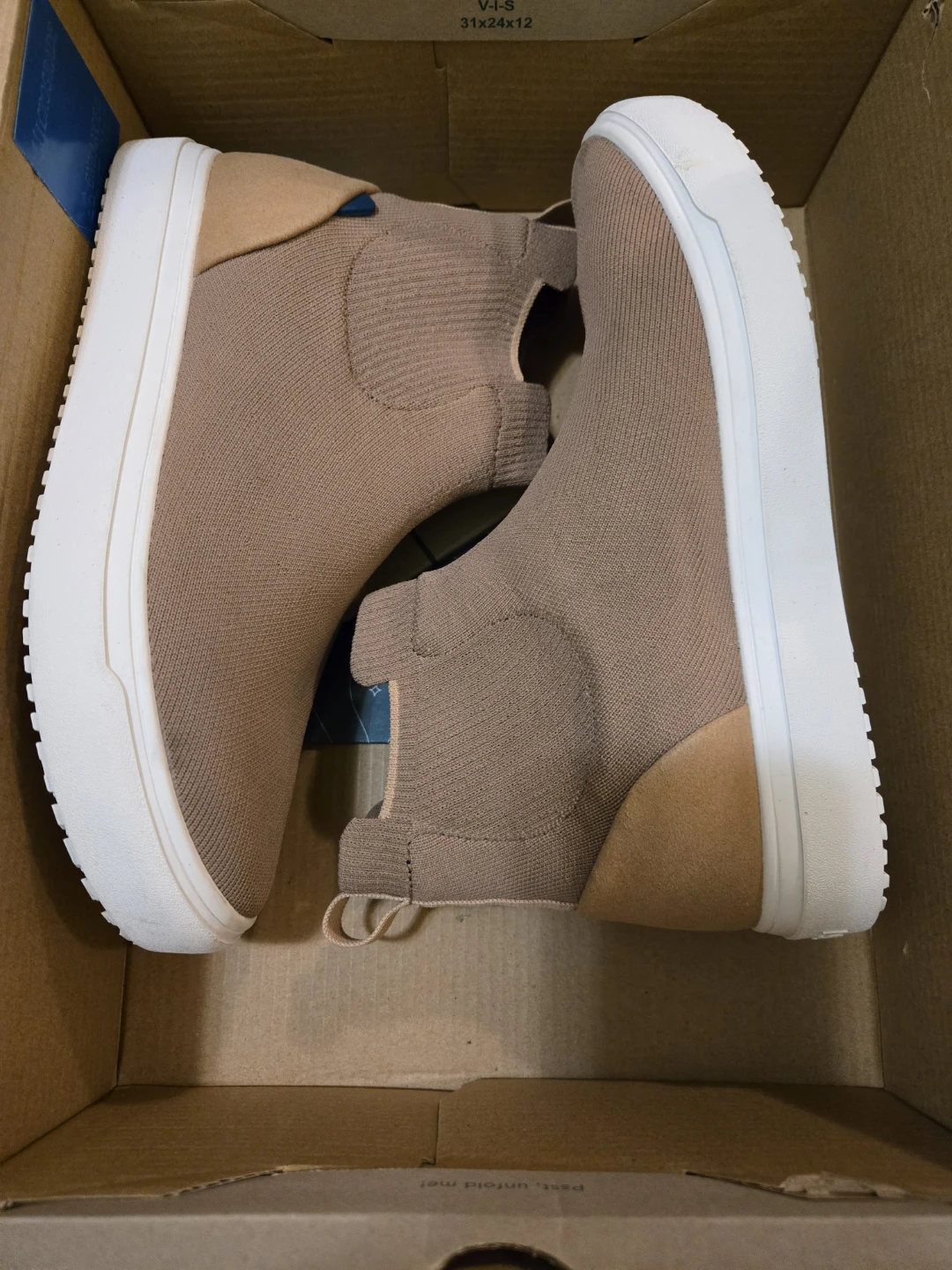Vessi Uptown Chelsea Sneaker W5 beige