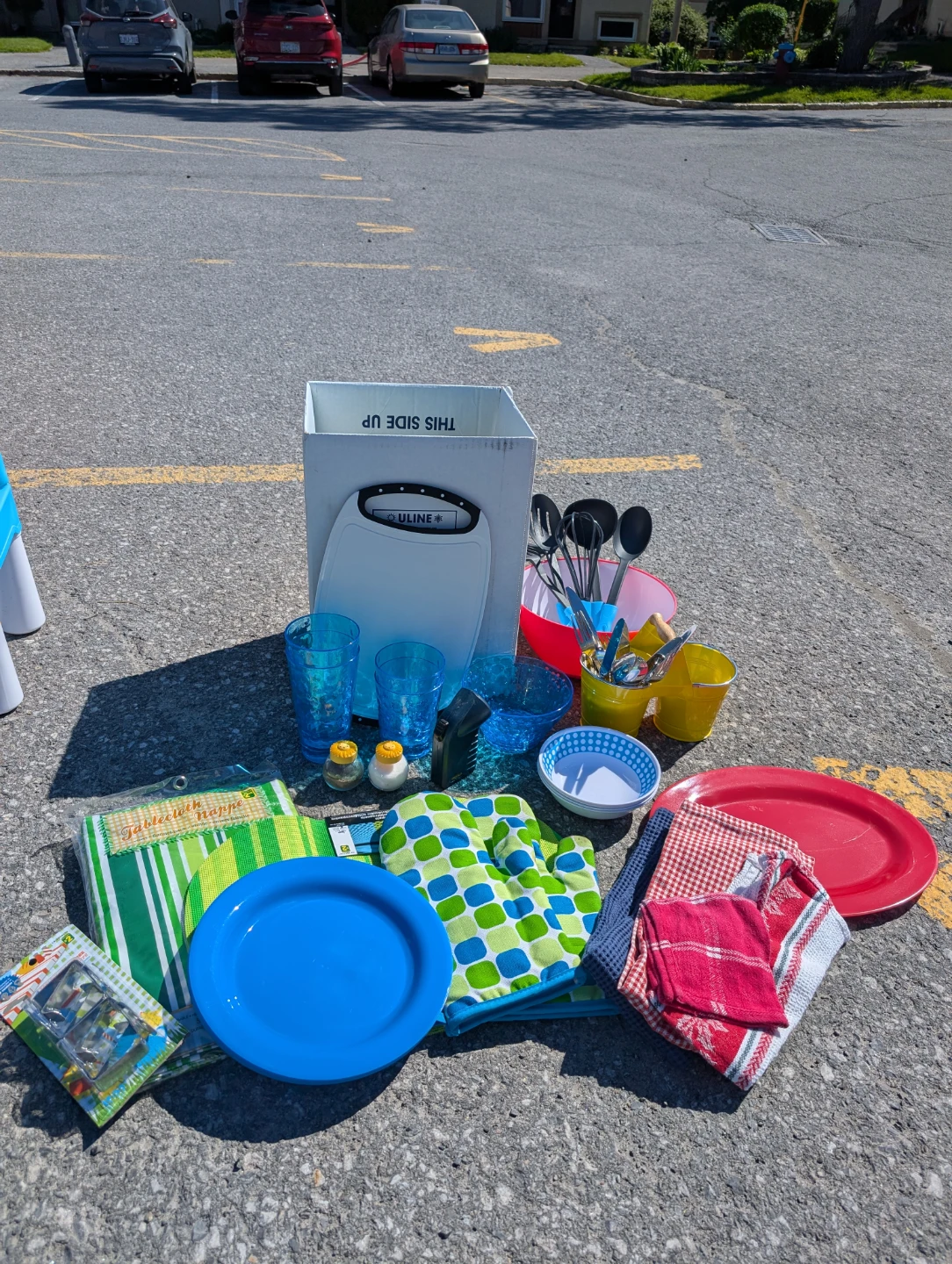 Camping Kitchen Gadgets and Dining Ware Bundle