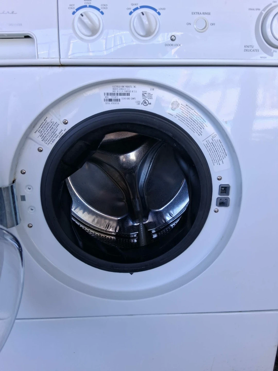 Frigidaire Washer and Dryer Set - White - photo 3