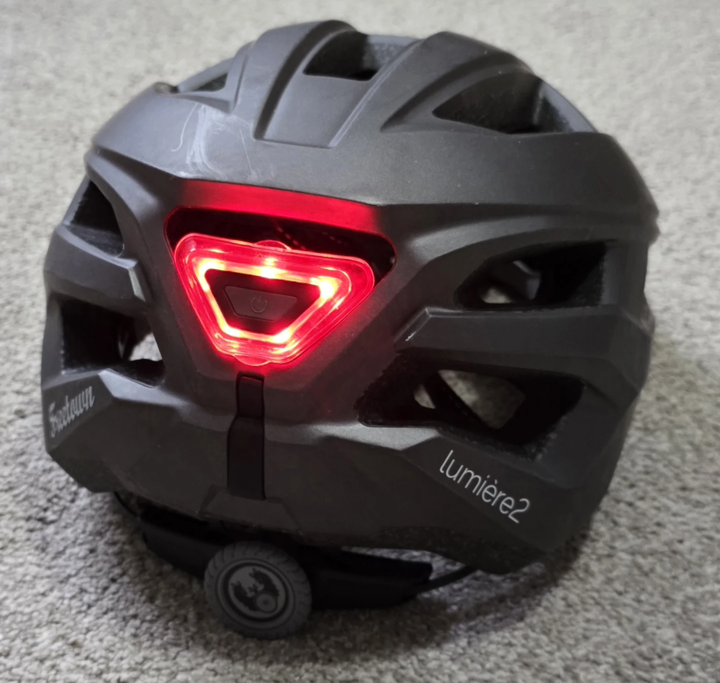 Freetown Lumière2 Bicycle Helmet with Integrated Light