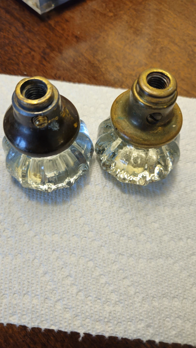 Set of 2 Vintage Glass Doorknobs - photo 3