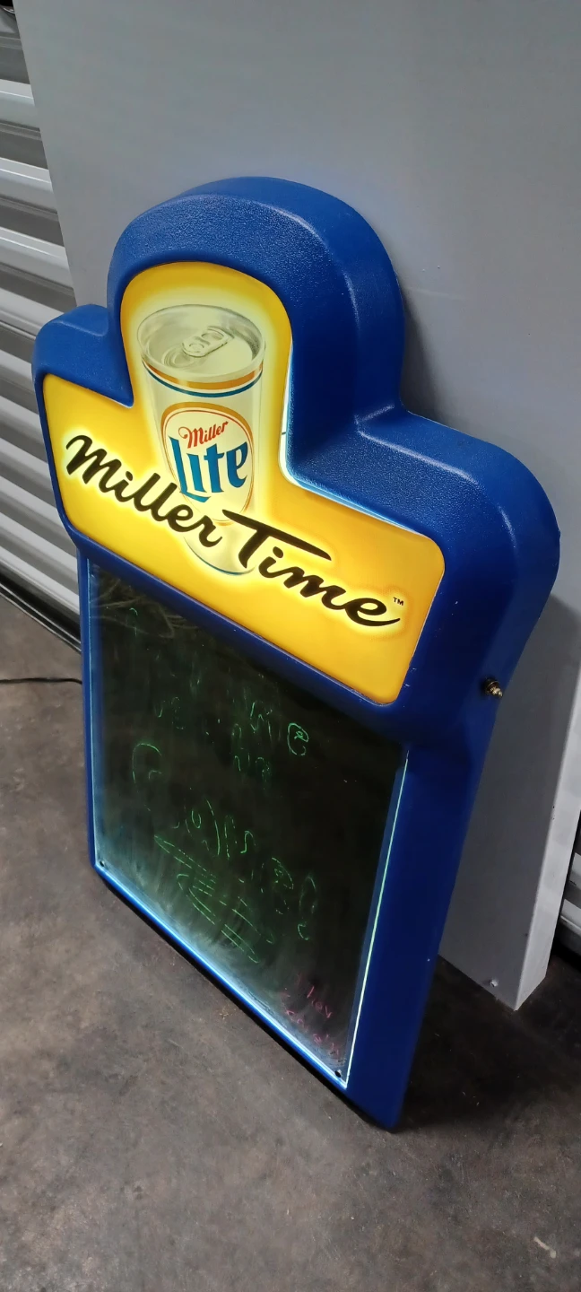 MILLER TIME Illuminated chalkboard  good condition - photo 5
