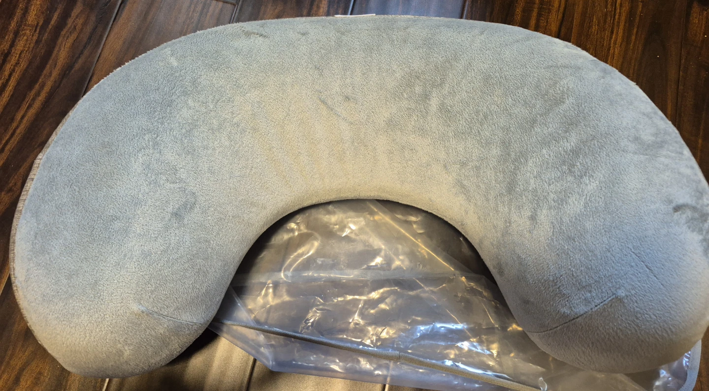 Ergobaby Nursing Pillow - photo 2