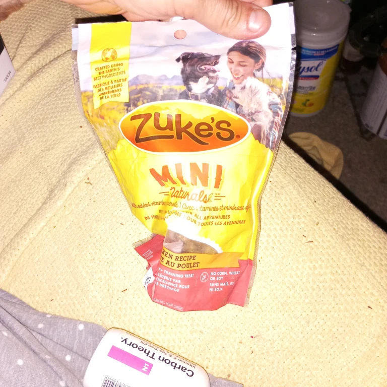 Zuke's Mini Naturals Dog Treats - Chicken Recipe