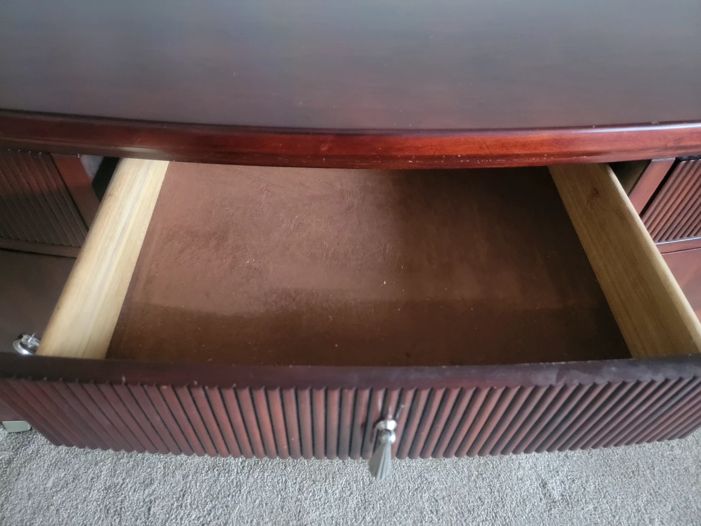 Dark Cherry Wood Sideboard /Buffet - photo 2