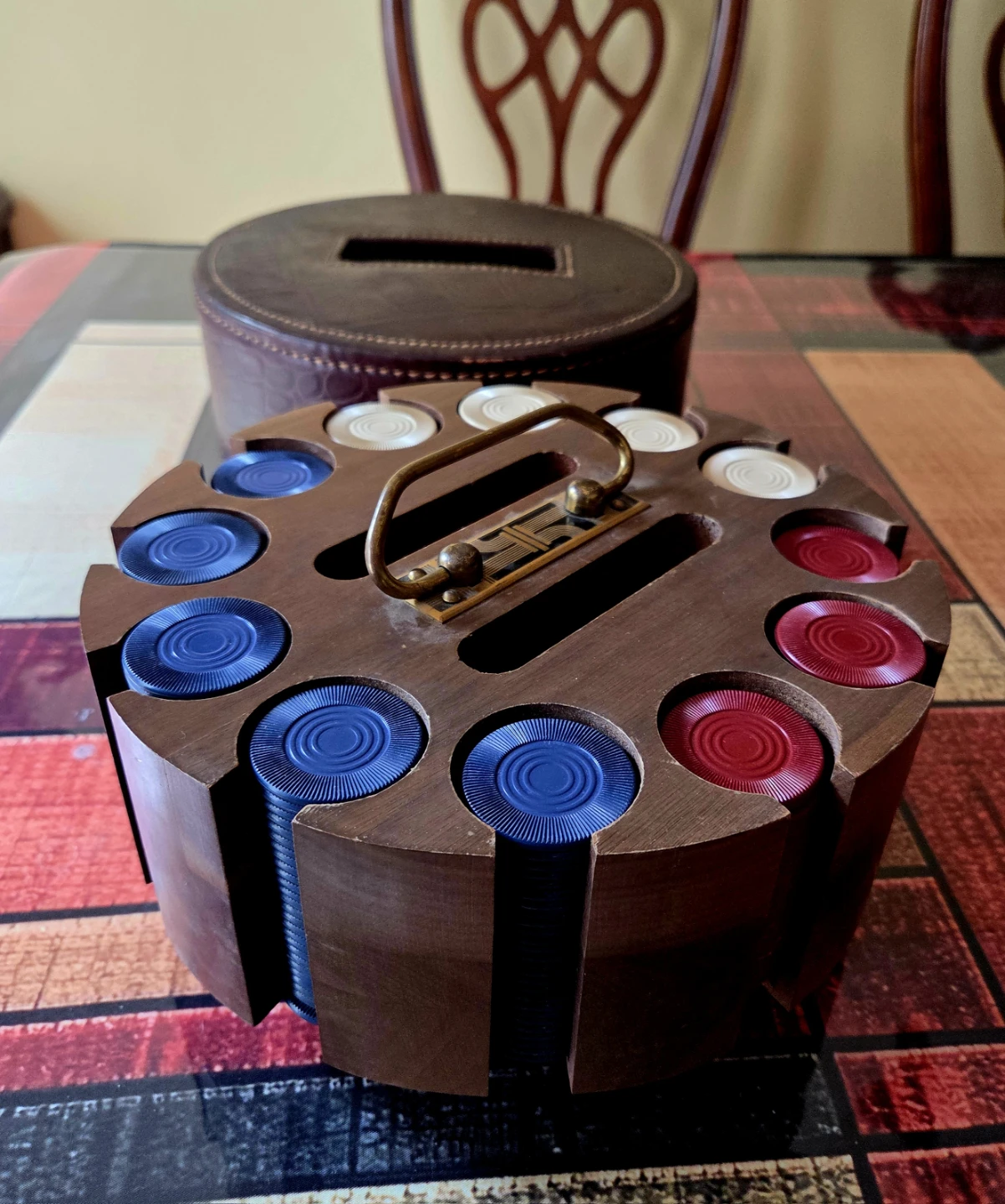 Vintage Poker Chip Set with Leather Case - photo 2