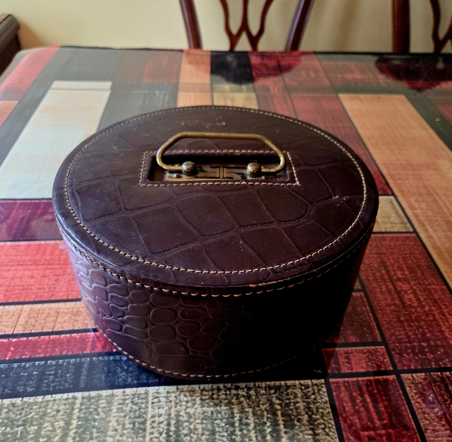 Vintage Poker Chip Set with Leather Case - photo 3