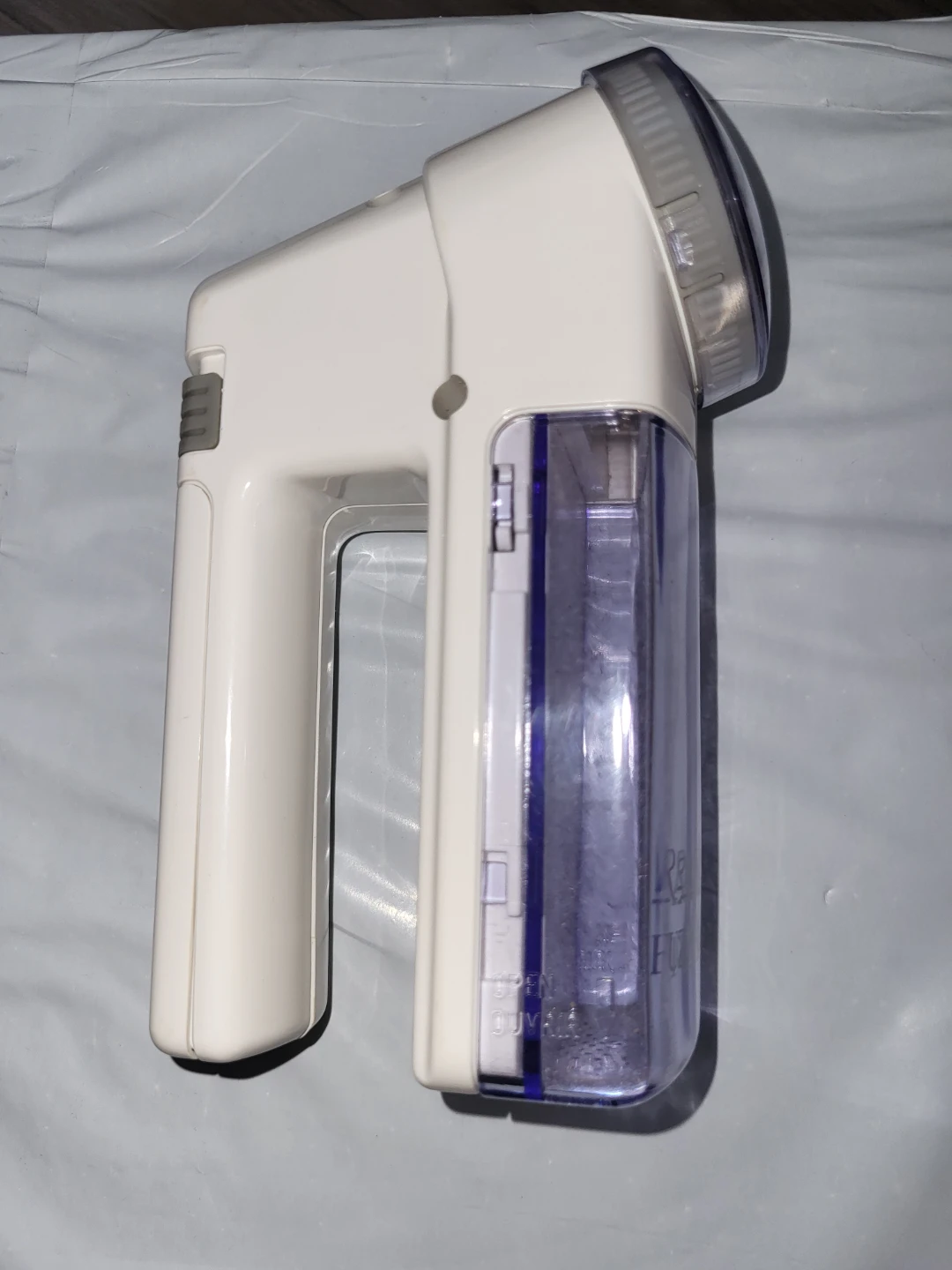 Remington Fuzz Away Pro Fabric Shaver