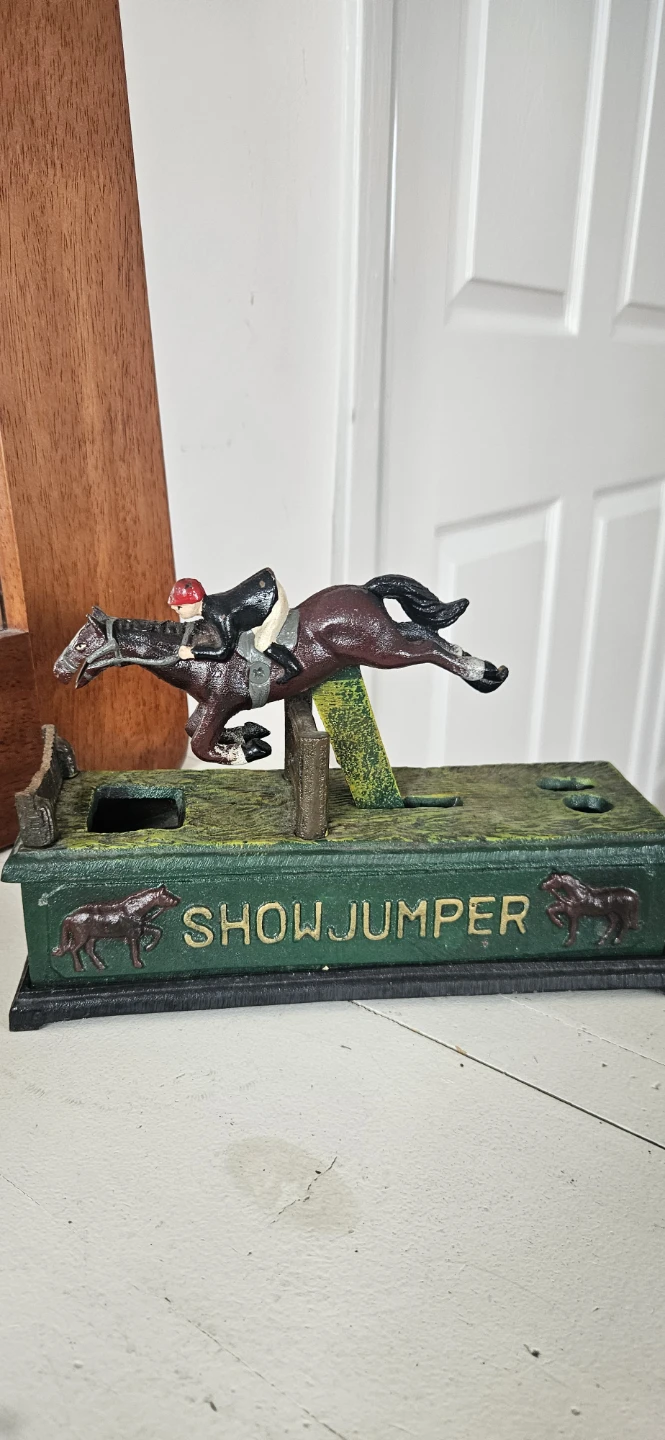 Show Jumper Cast Iron Coin Bank - photo 2