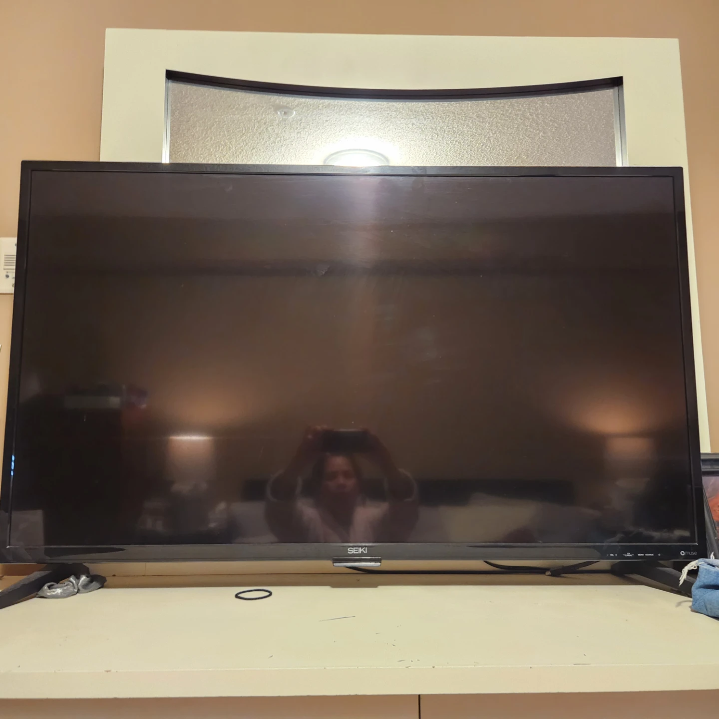 SEIKI 55-inch LED TV