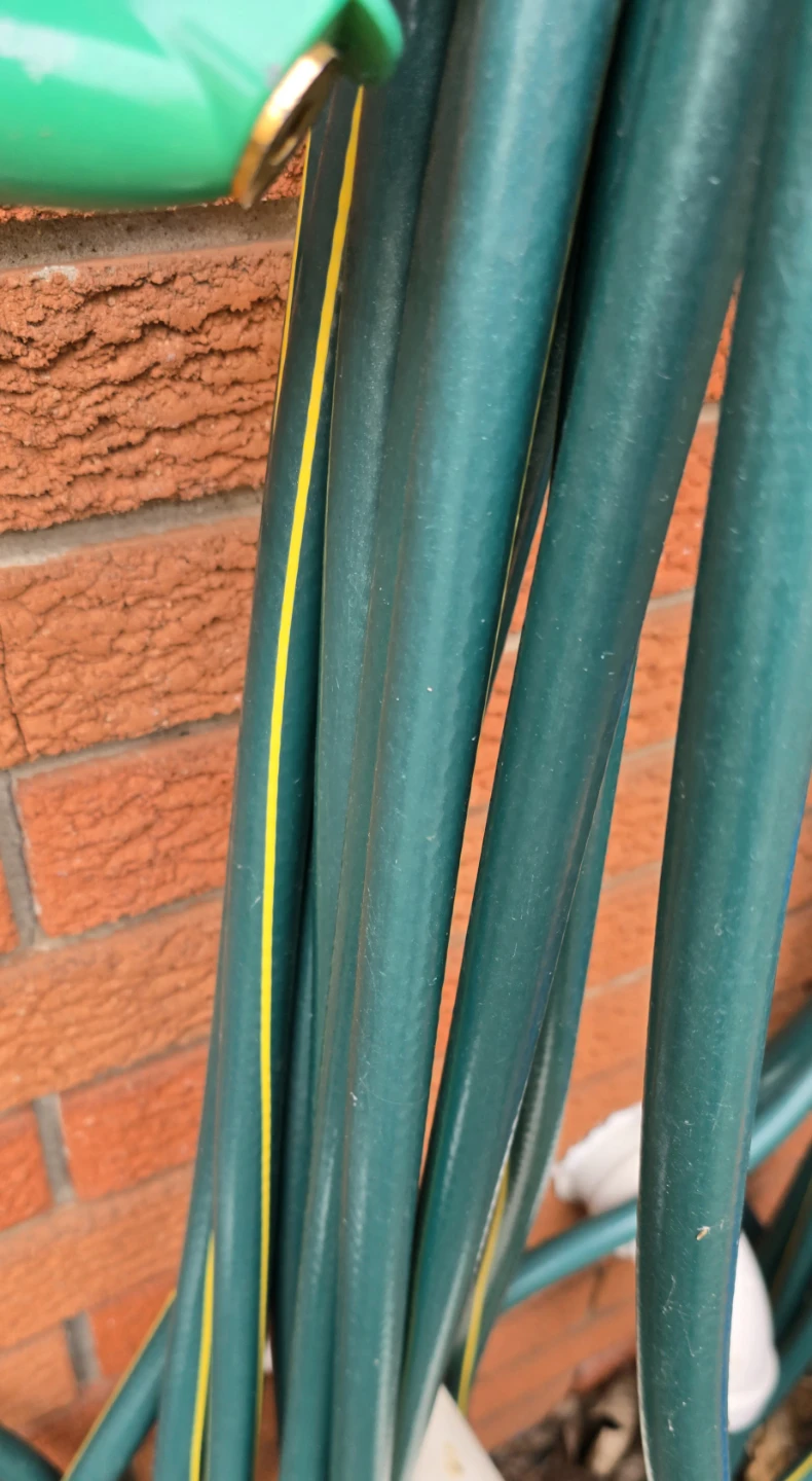 Vigoro 50ft Garden Hose with Spray Nozzle - photo 5