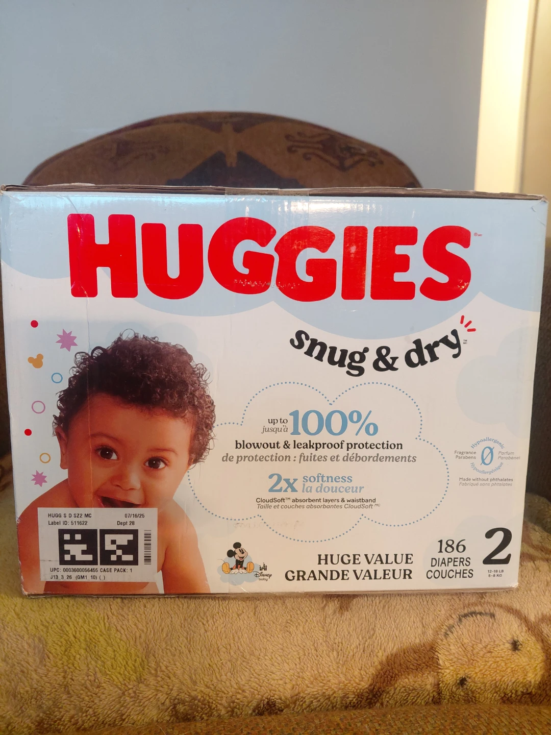 Huggies Snug & Dry Diapers Size 2, 186 Count