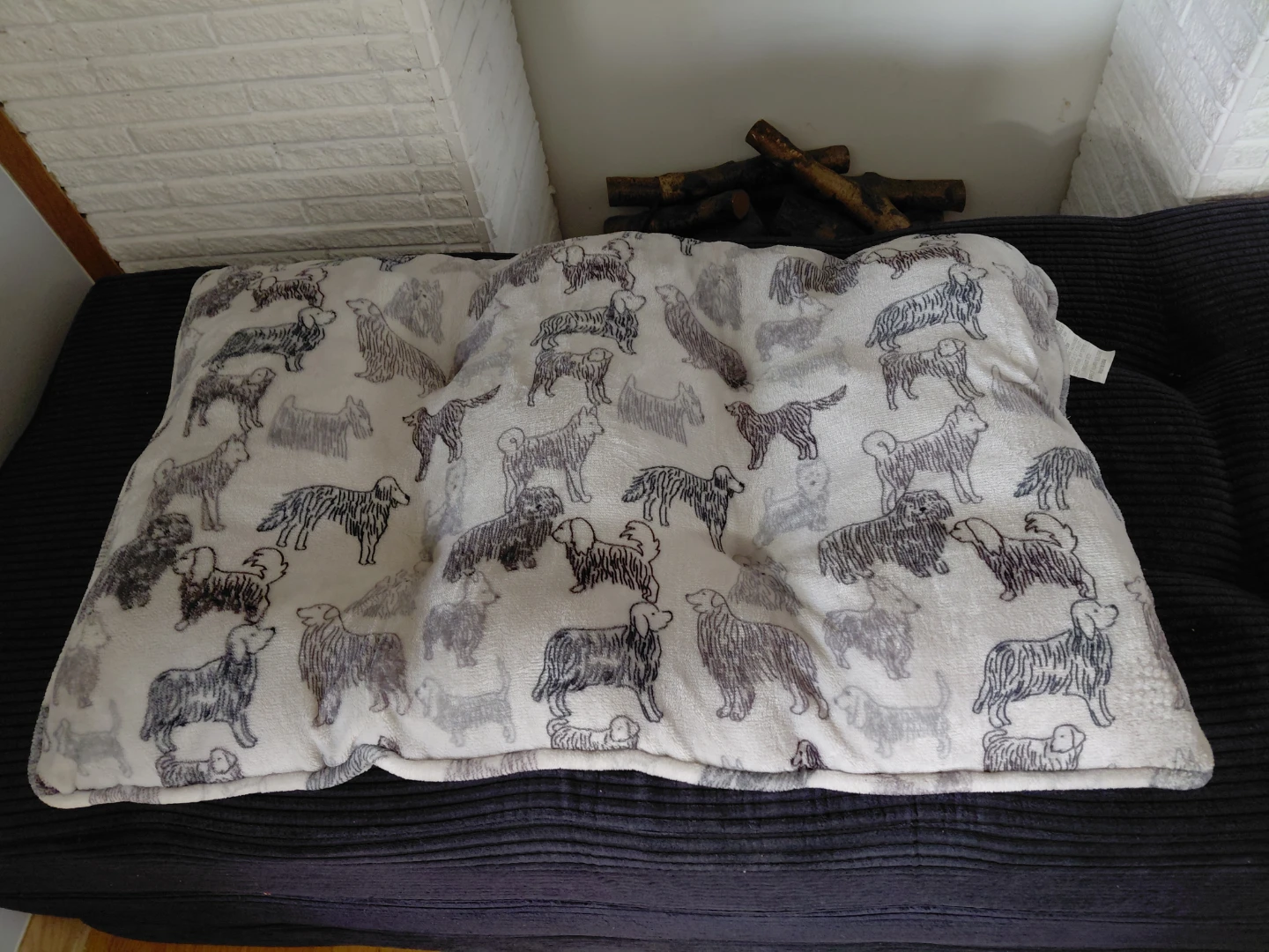 Dog Pattern Throw Pillow Cushion