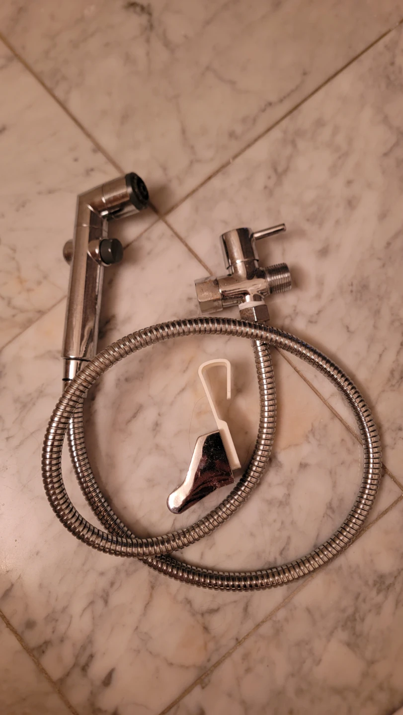 Bidet Brondell Handheld Model