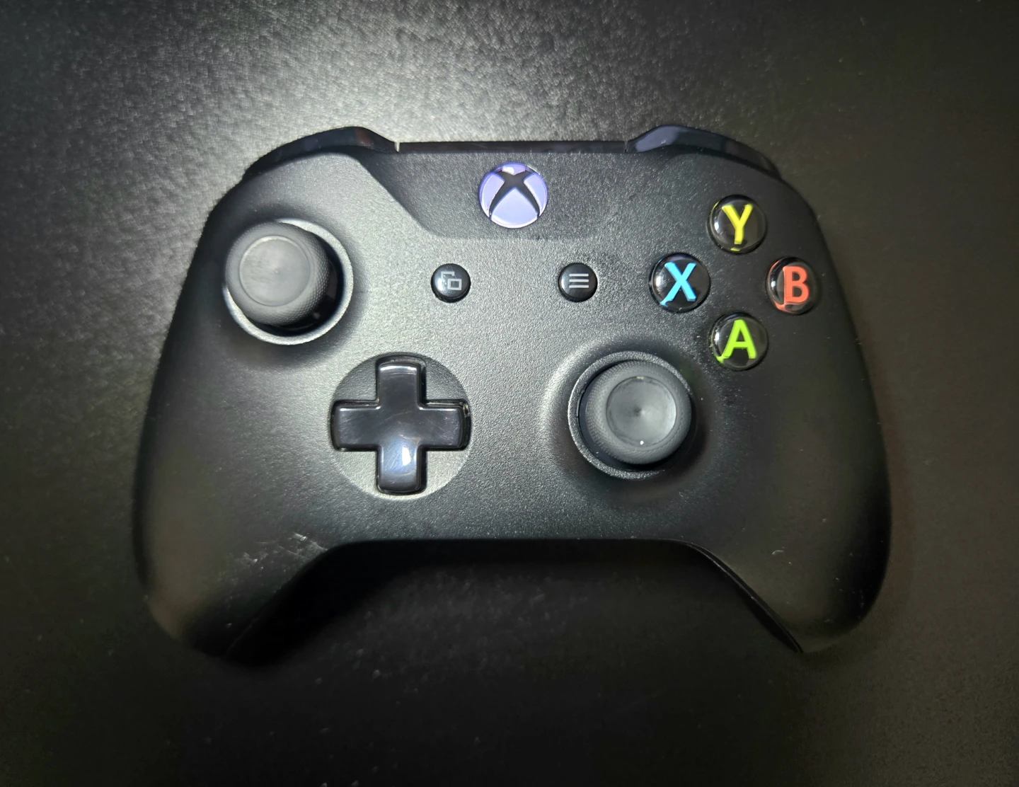 XBOX ONE X 1TB CONSOLE + CONTROLLER + FORZA 5 - photo 4