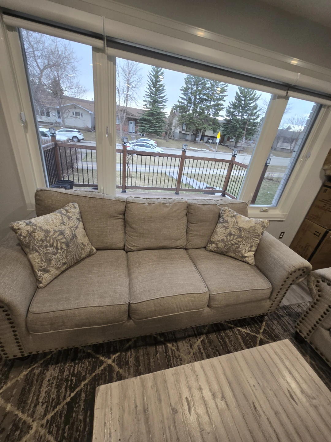 Sofa and love seat for sale - photo 5