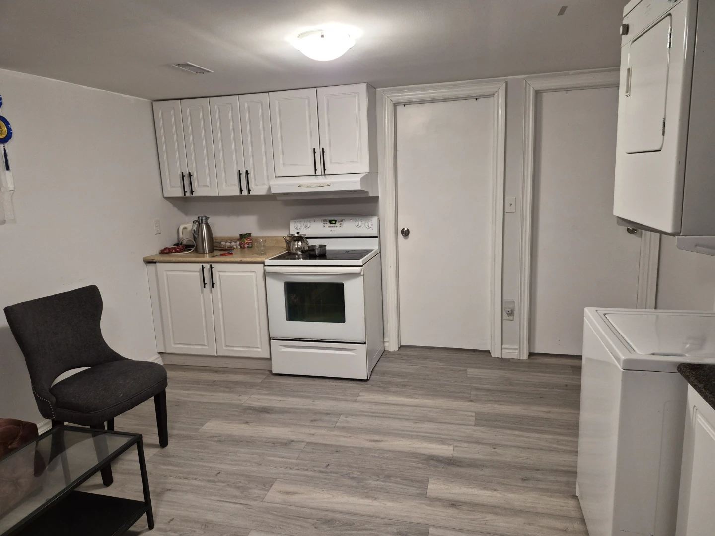 2 Bedroom Legal Basement Apartment - photo 3