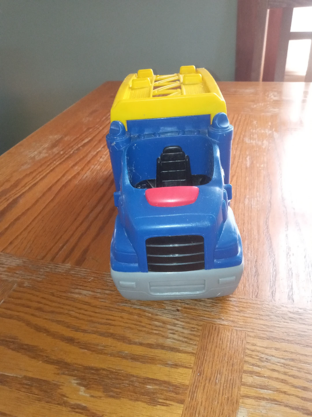 Fisher-Price Little People Hauler Truck Toy - photo 2