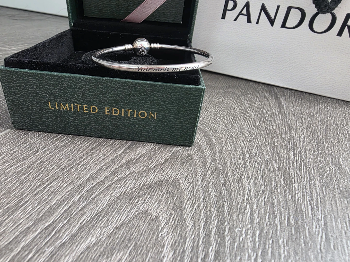 Pandora Limited Edition "You melt my heart" Bangle Bracelet - photo 3