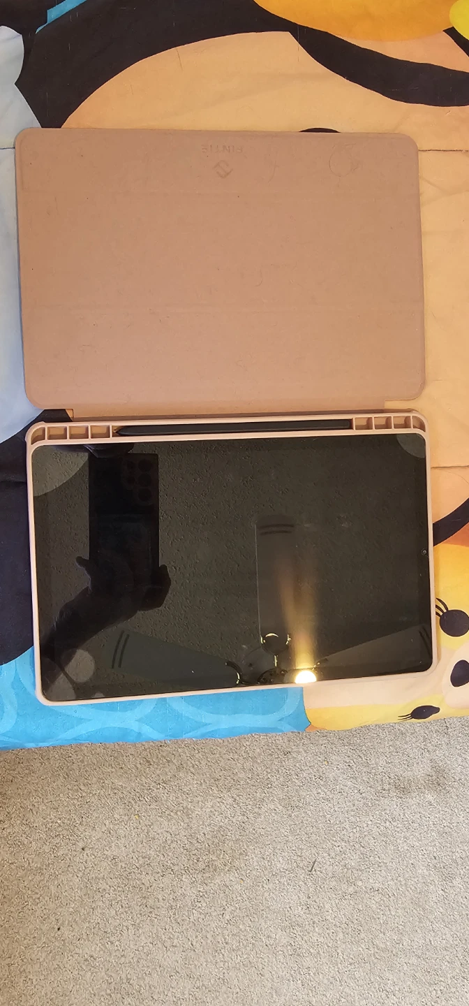 Samsung Galaxy Tablet with Case and Charger - photo 3