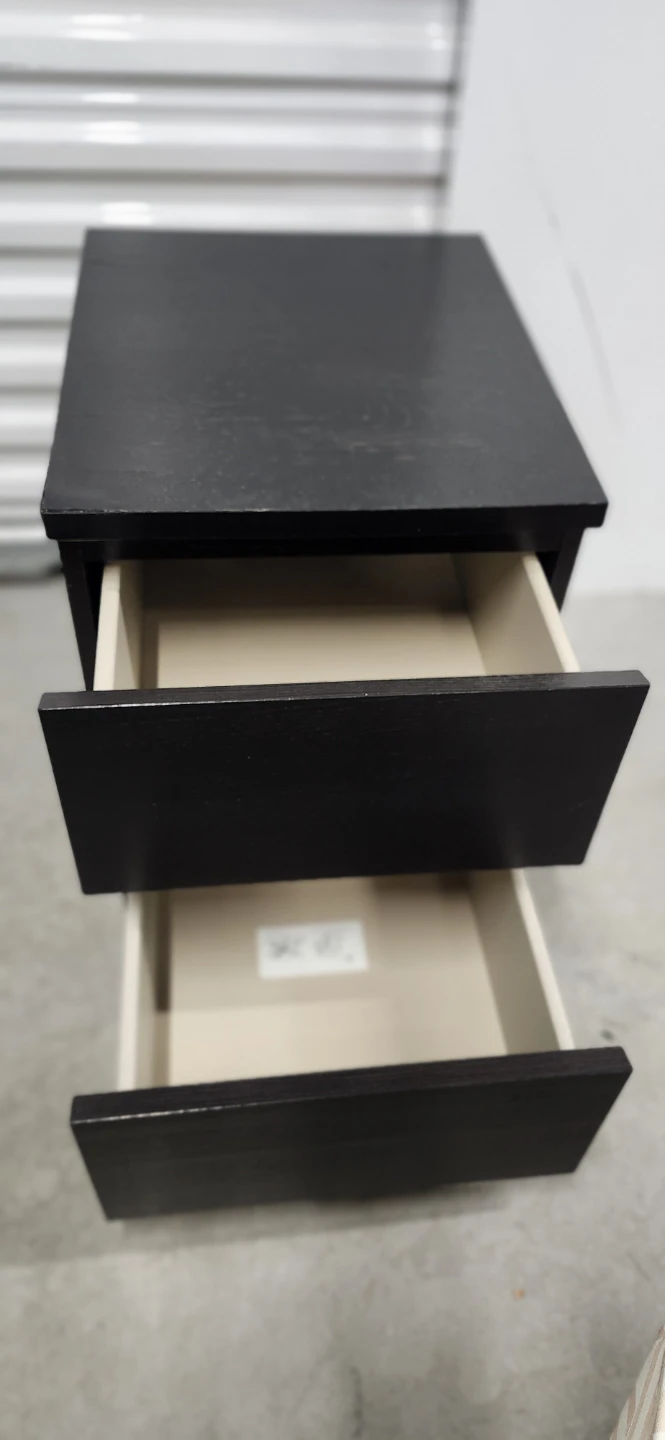 Ikea malm night stand - photo 2