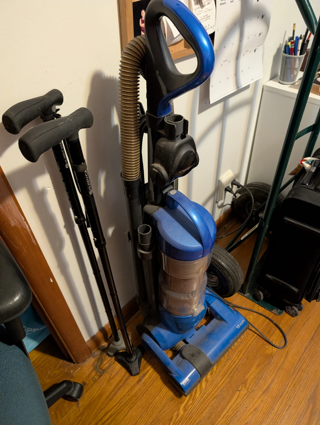 Pet Handimate Upright Vacuum - photo 2