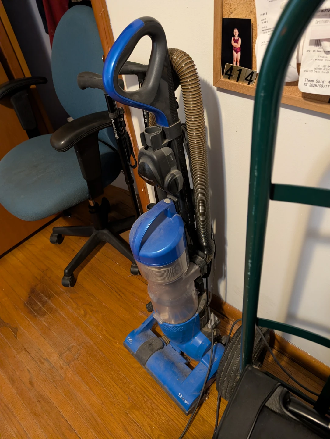 Pet Handimate Upright Vacuum - photo 4