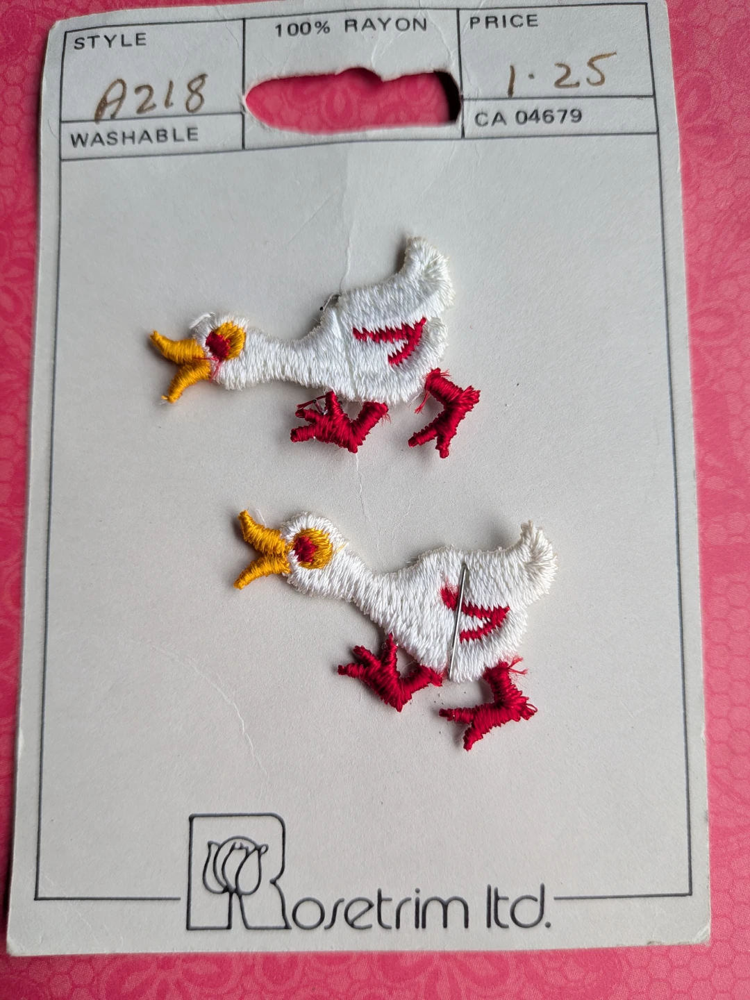 Two Vintage Goose Appliqué Patches - photo 4