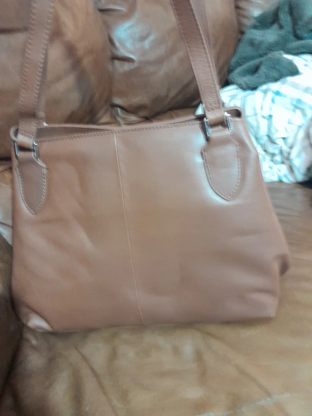 I LI Brown Leather Shoulder Bag - photo 3