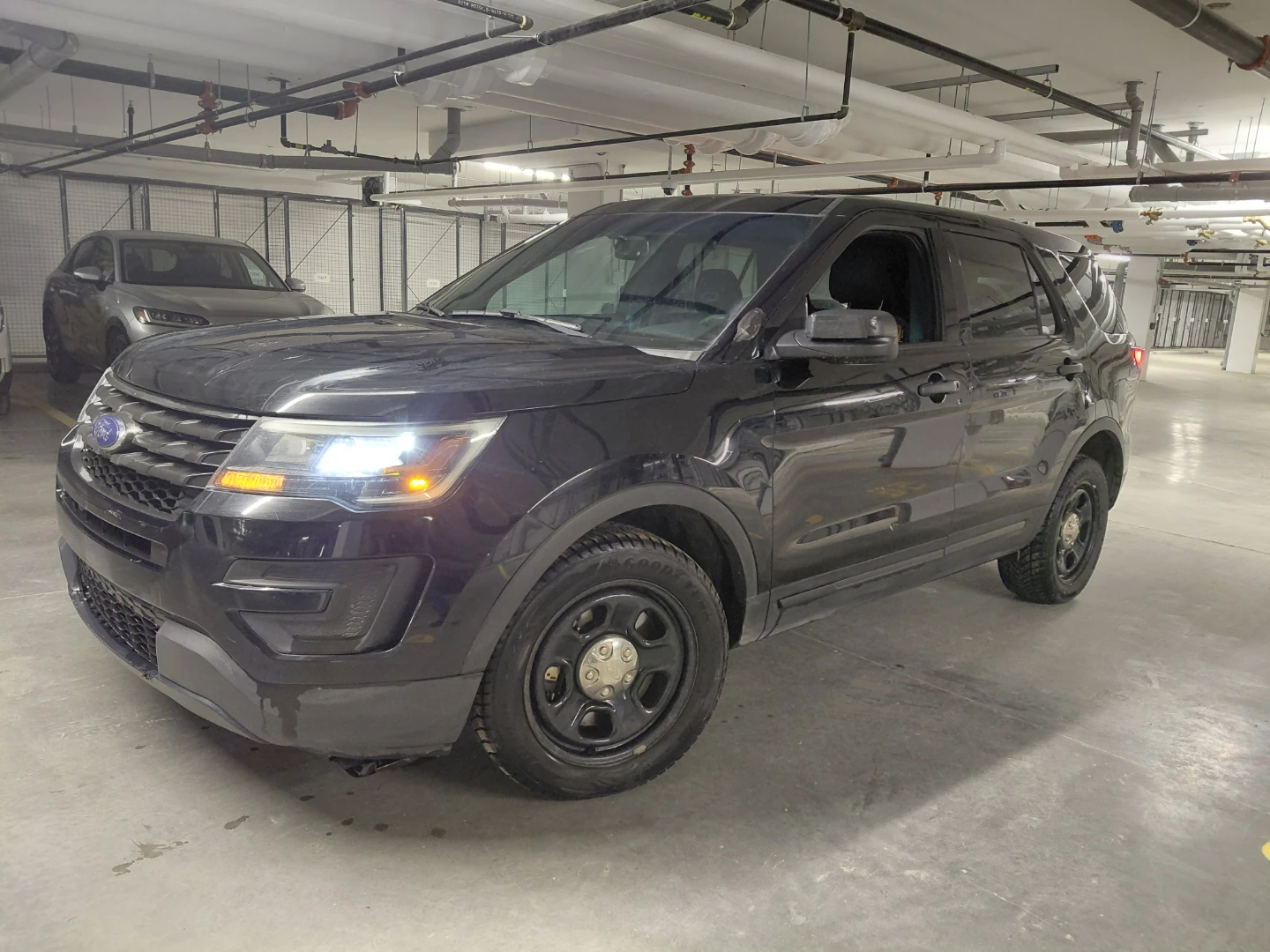 2016 Ford Explorer (police interceptor) AWD