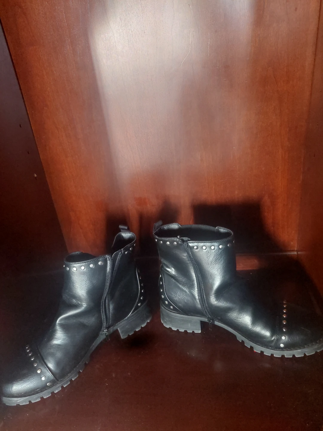 Womens size 11 Black Studded Chelsea Boots - photo 4