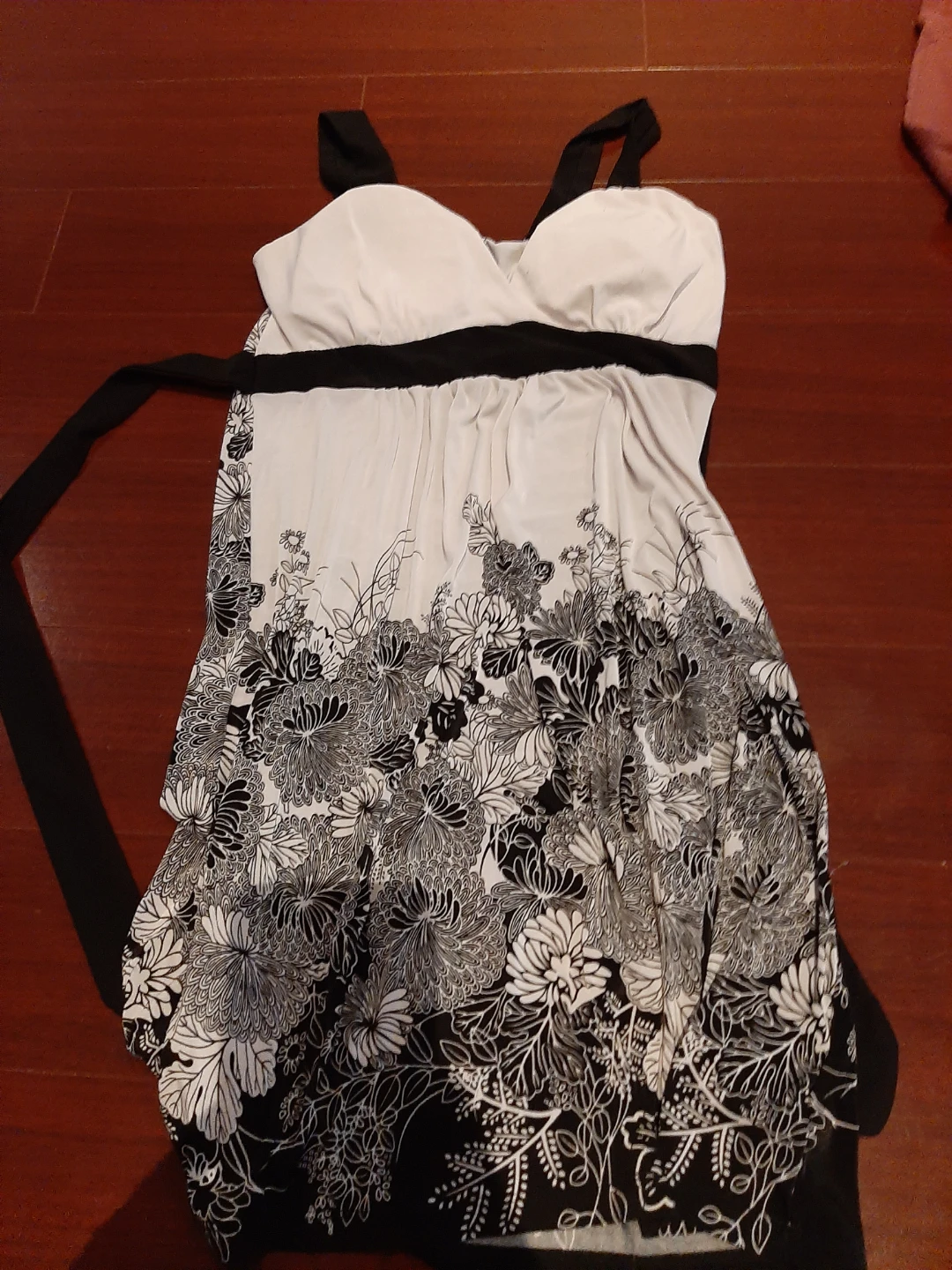 Women's Floral Print Dress - Medium