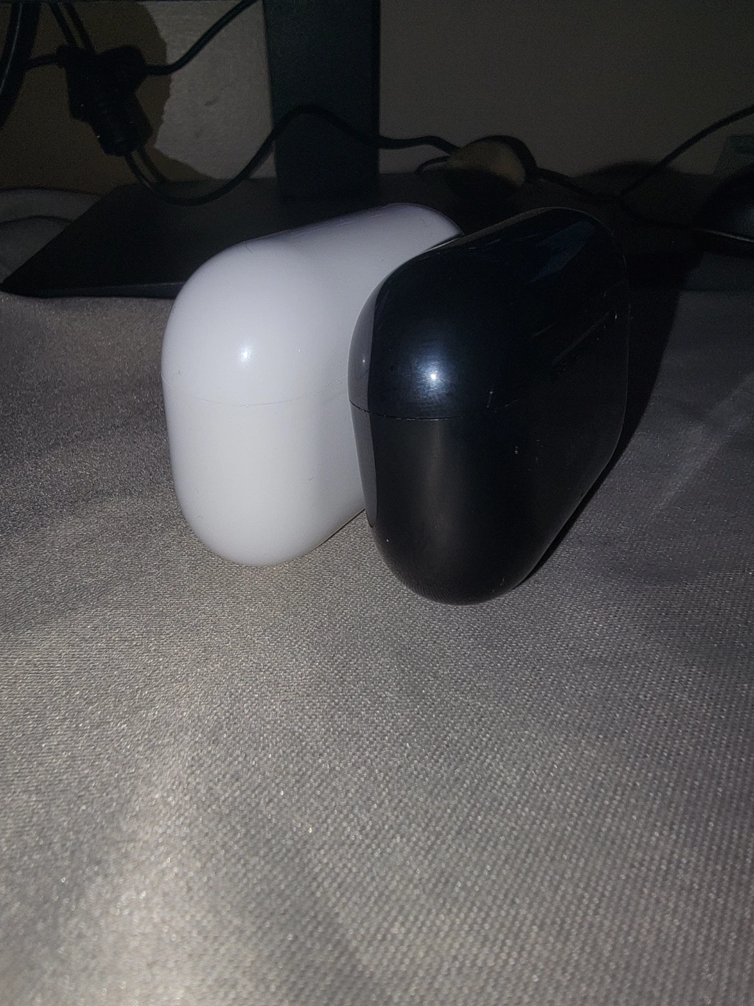 Thinkplus Wireless Earbuds (Black & White) - photo 2