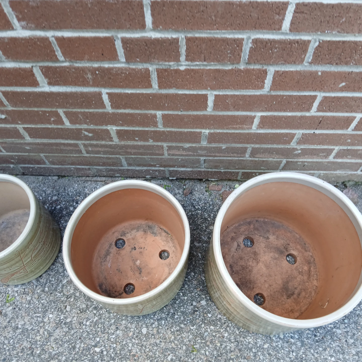 Set of 3 Ceramic Planters - photo 2
