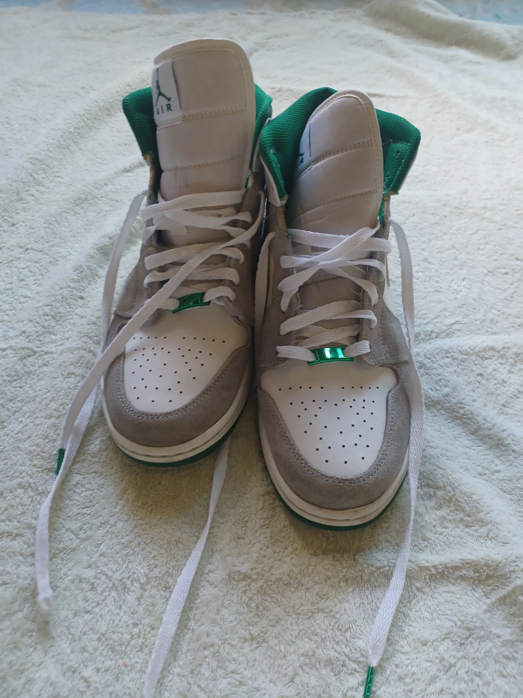 Air Jordan 1 Mid SE "True Blue" Sneakers - photo 4
