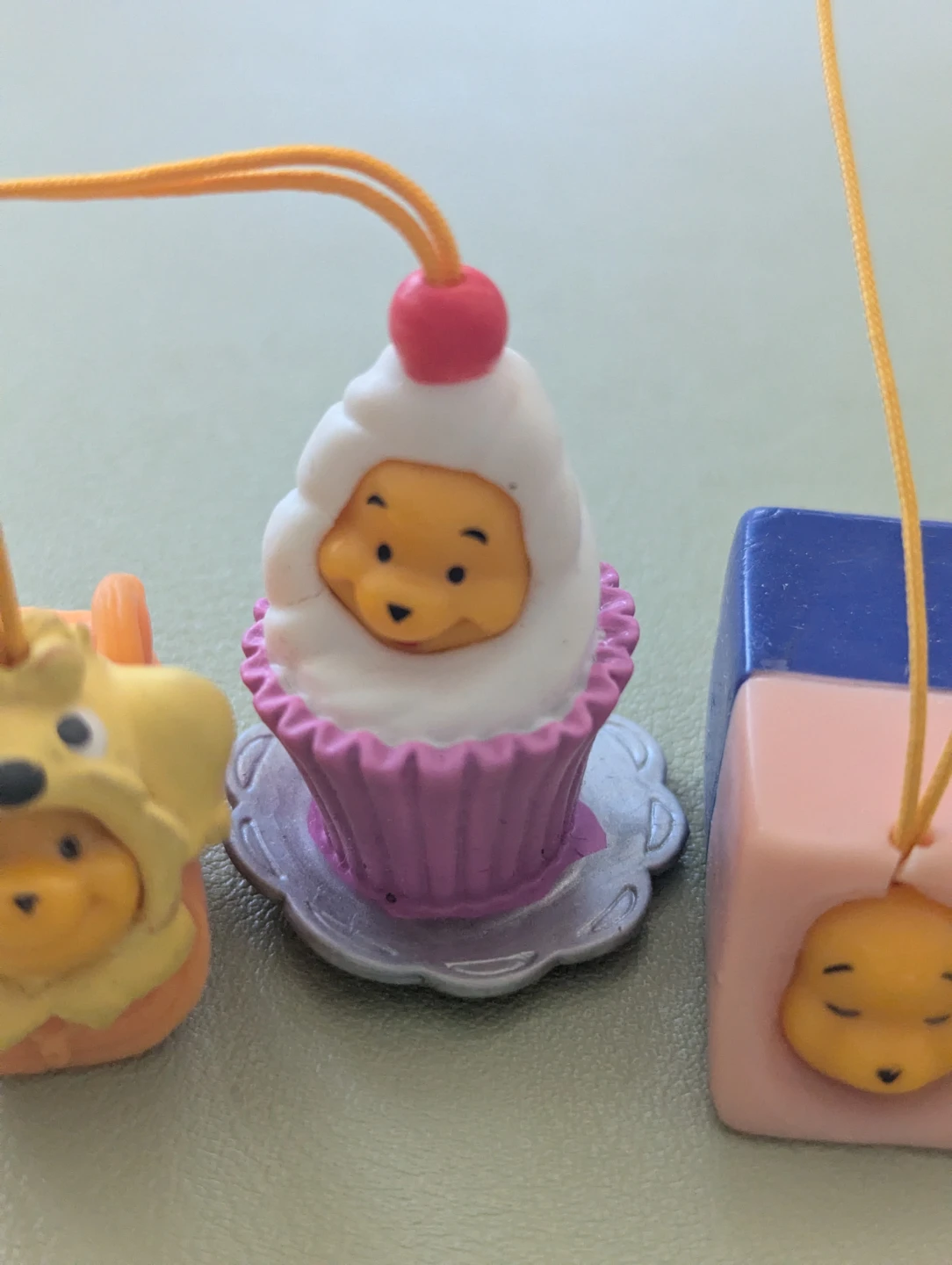Vintage Peek a Pooh Charms - photo 3