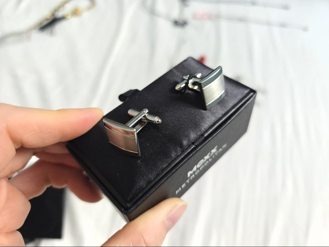 Brand New MEXX METROPOLITAN Mens Plain Silver Square Cufflinks - photo 4