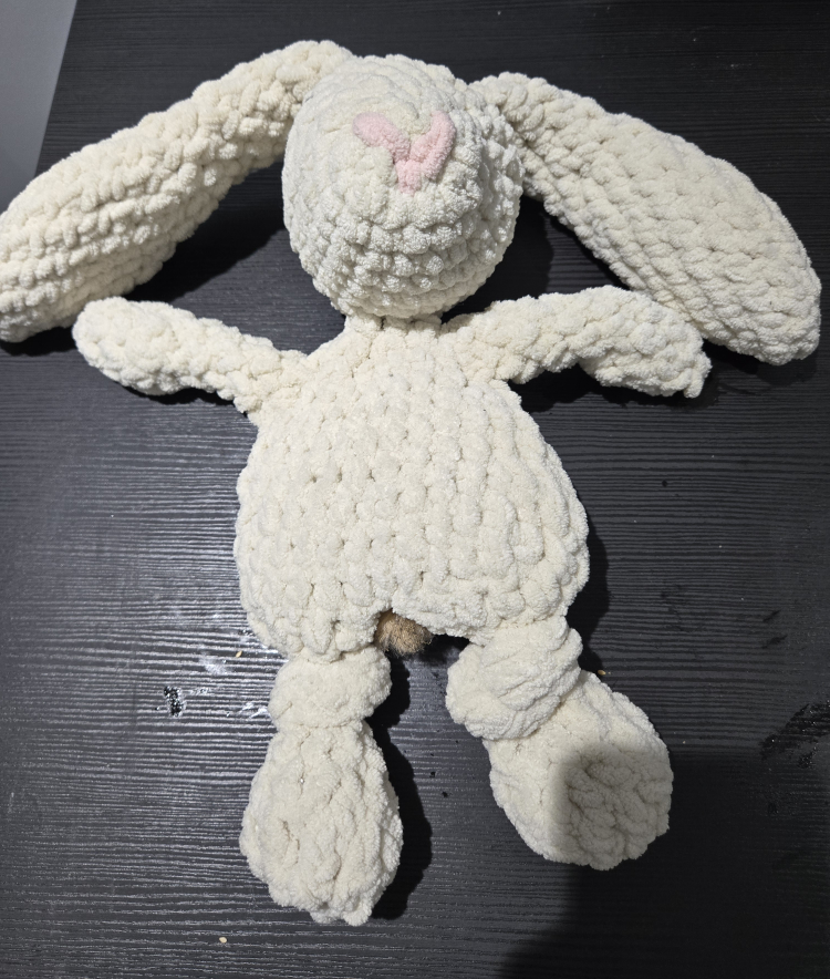 🥕Cream Crochet Bunny Plush