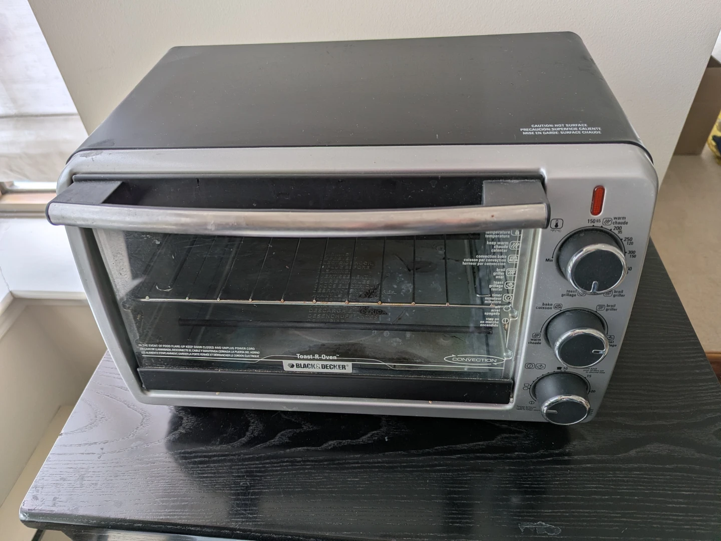 Black + Decker Toast-A-Pro Convection Toaster Oven