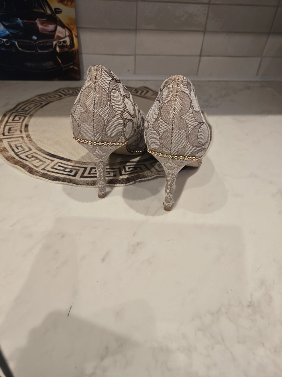 Coach Signature Heels - Size 6 - photo 2