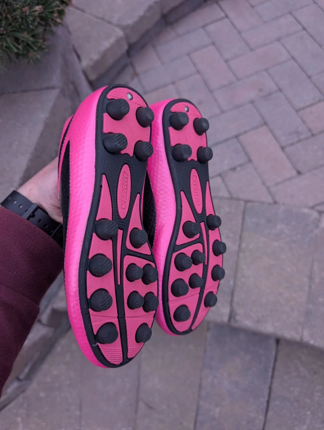 VIZARI Soccer Cleats - Pink/Black - girls size 1 - photo 4