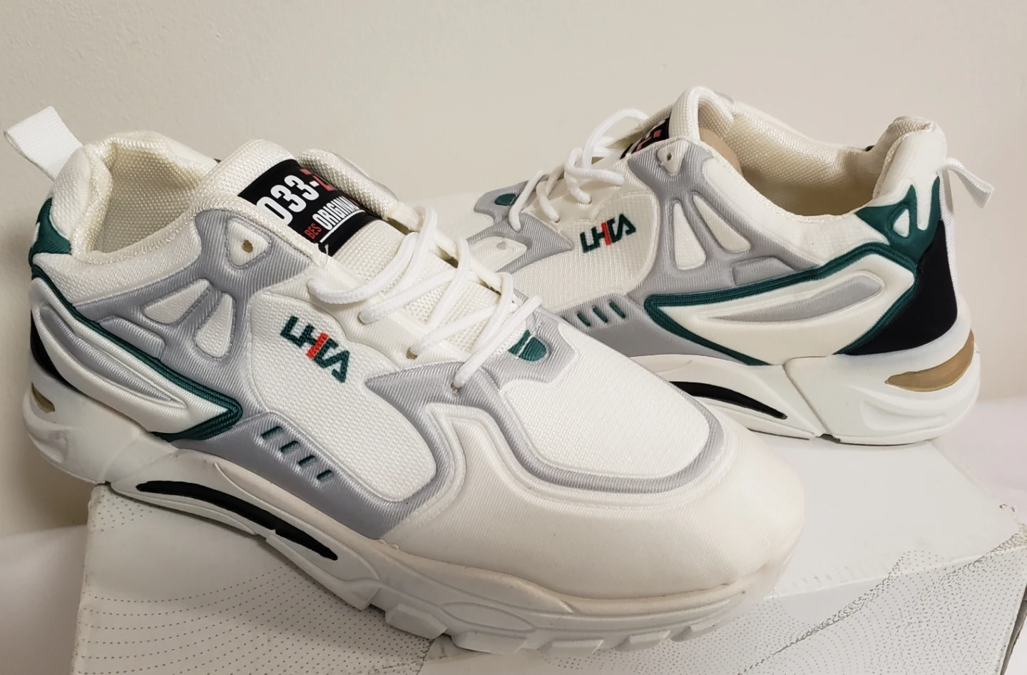 Brand new Men's Fashion Sport SSize 43