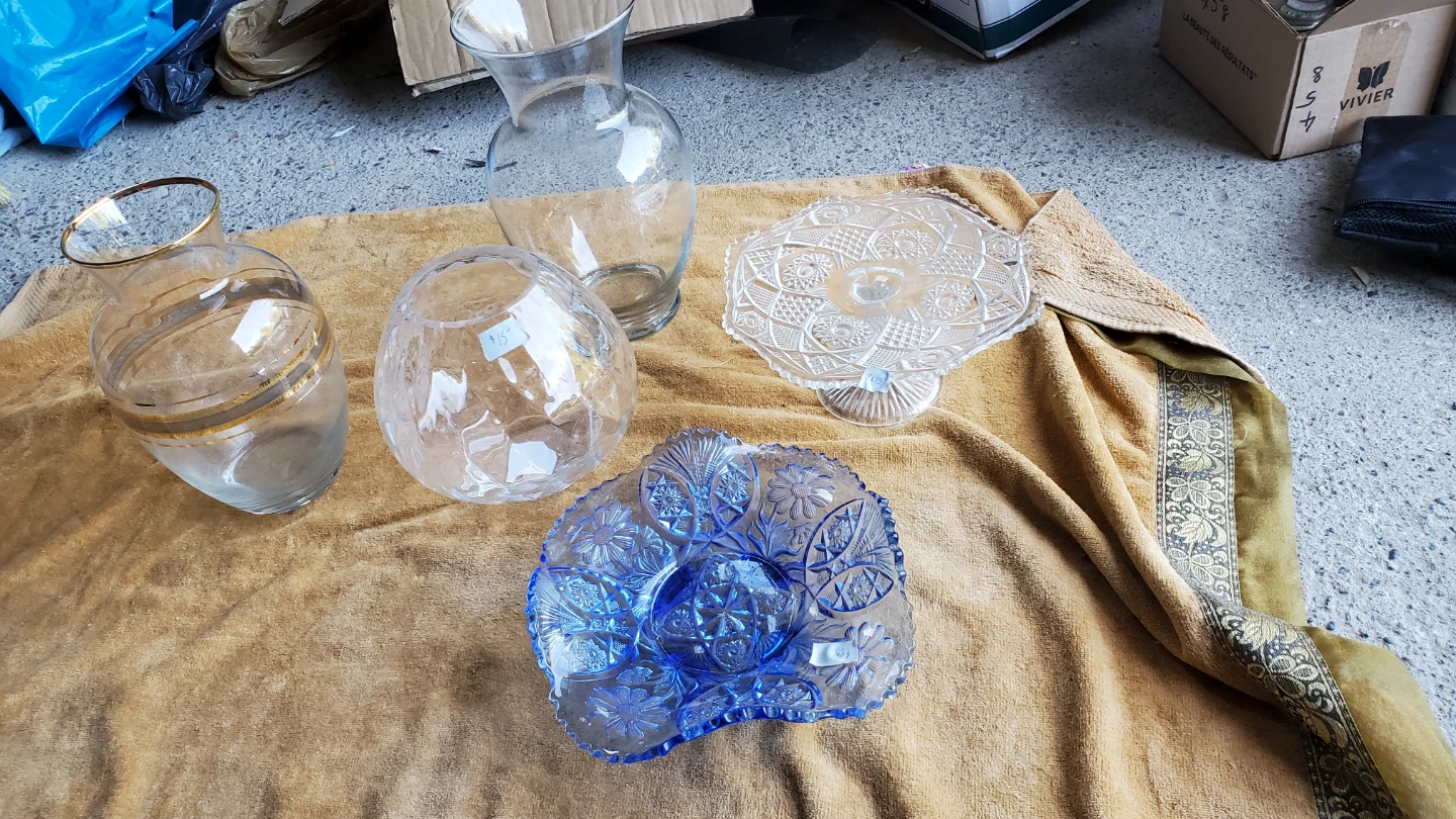 Blue Vintage Embossed Glass Bowl - photo 5