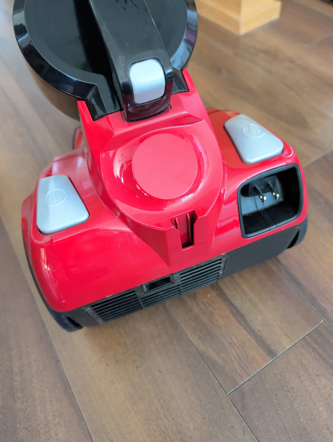 Bissell Zing II Compact Bagless Vacuum Cleaner - photo 3