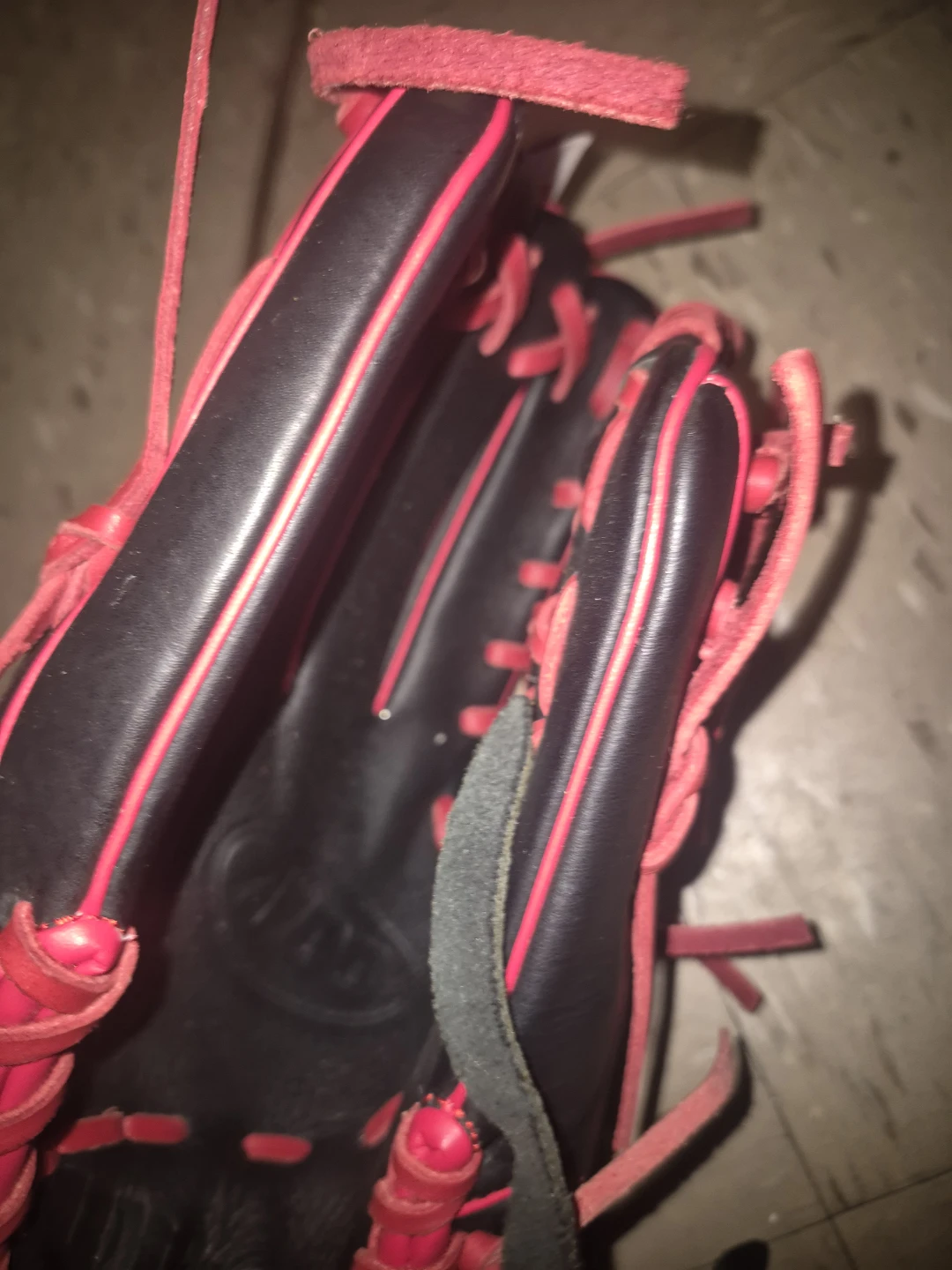 Wilson A700 Baseball Glove 12" - photo 2