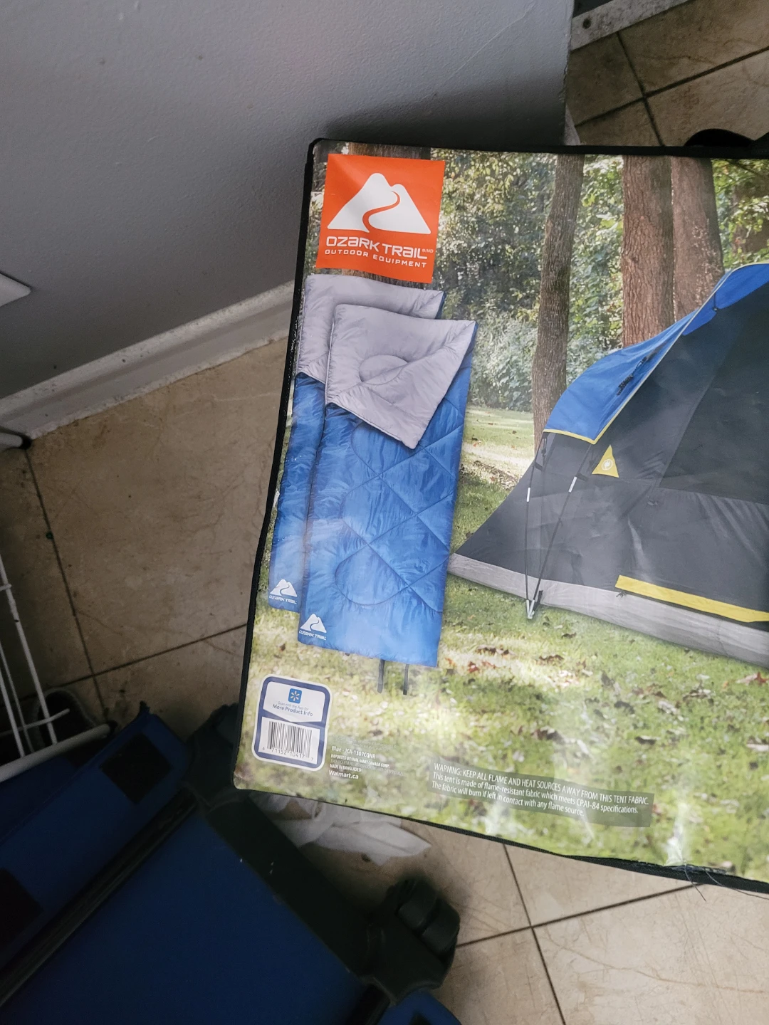 Ozark Trail Family Camping Combo Tent with 2 Sleeping Bags - photo 3