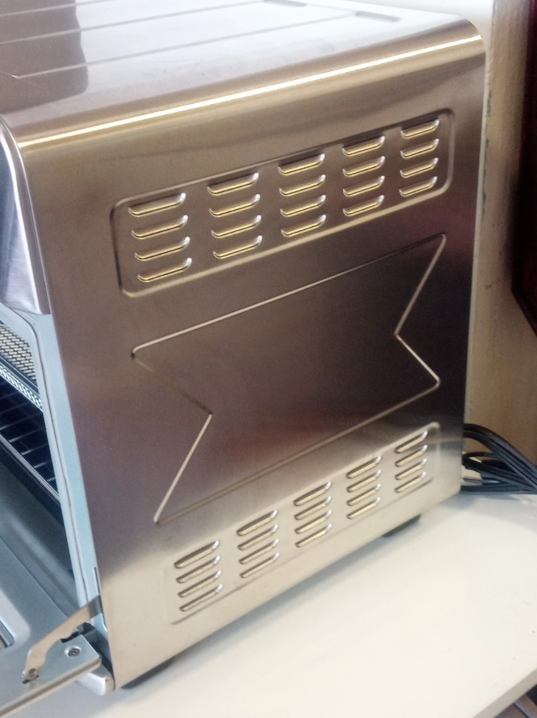 Cosori Air Fryer Toaster Oven - photo 3