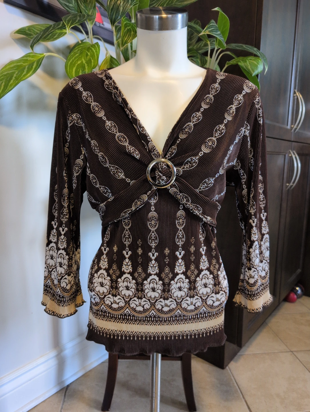 NICOLA Women's Brown Print Pleated Long Sleeve Top