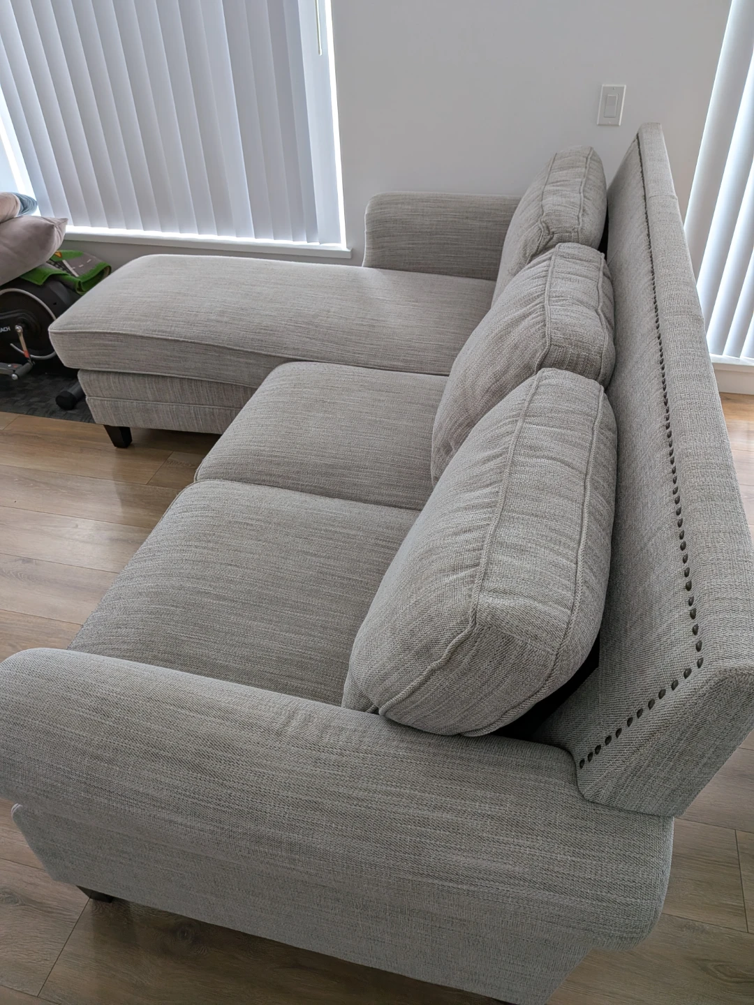 Modern Light Grey Sectional Sofa with Chaise - photo 4